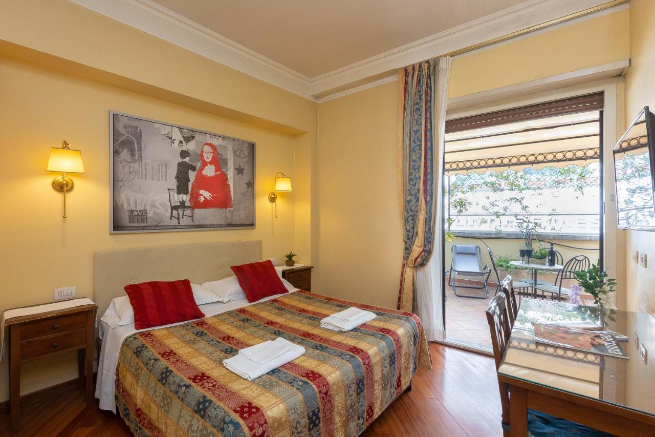 Internouno Deluxe Hotel โรม ภายนอก รูปภาพ